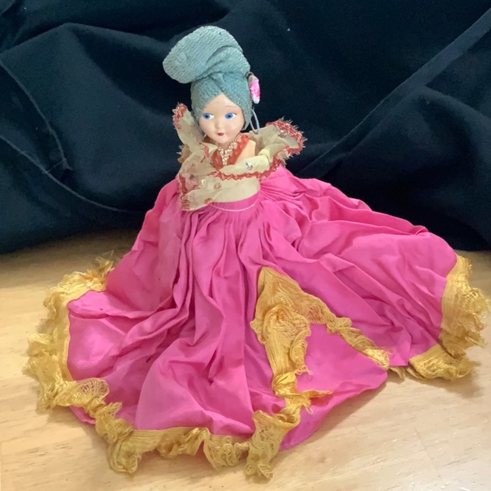 Vintage 1950s Carmen Miranda doll